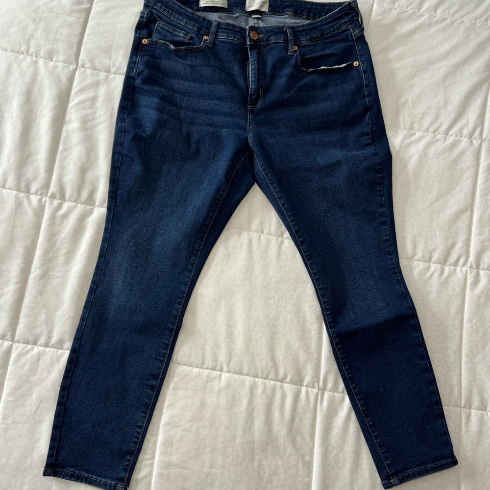 Universal Thread Goods Co Mid-Rise Curvy Skinny Jeans 16/33S